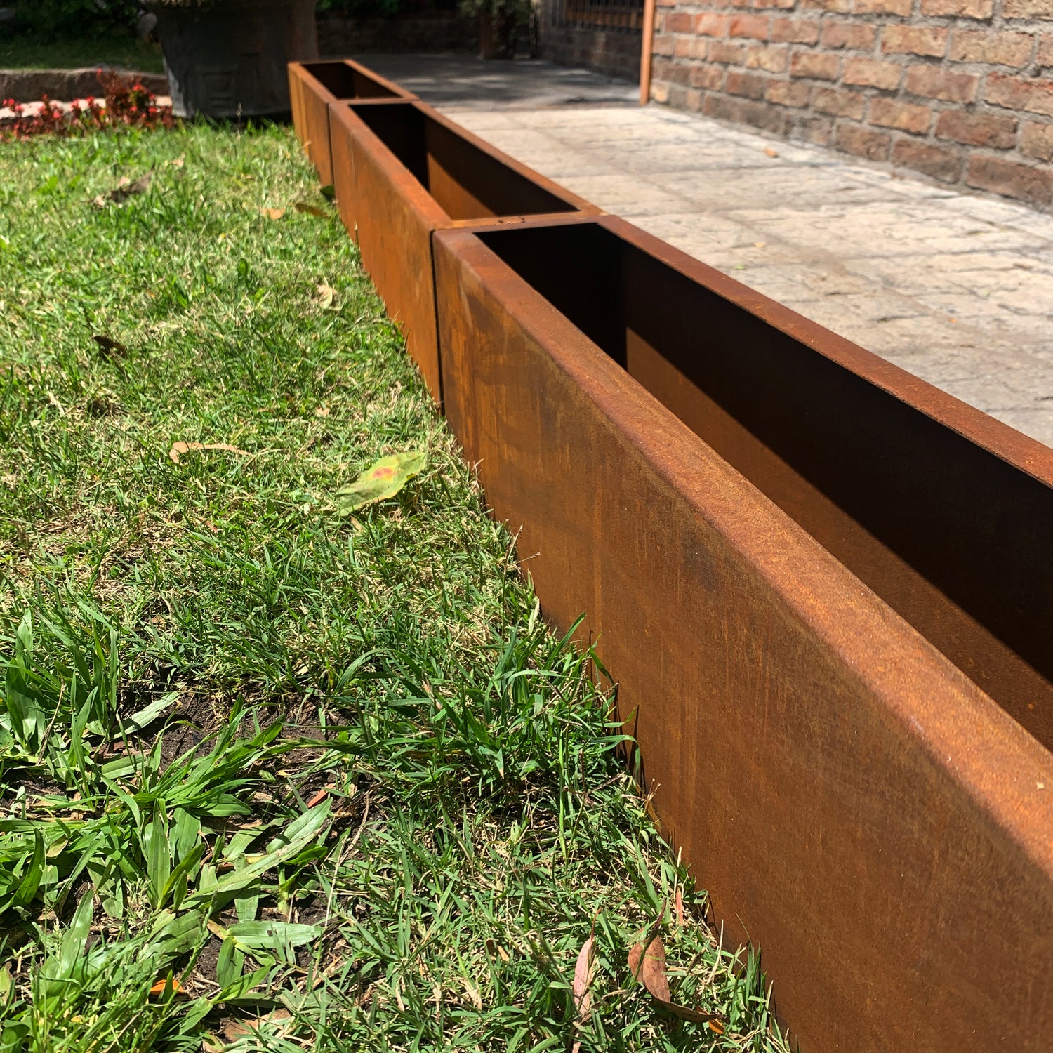 macetas en acero corten