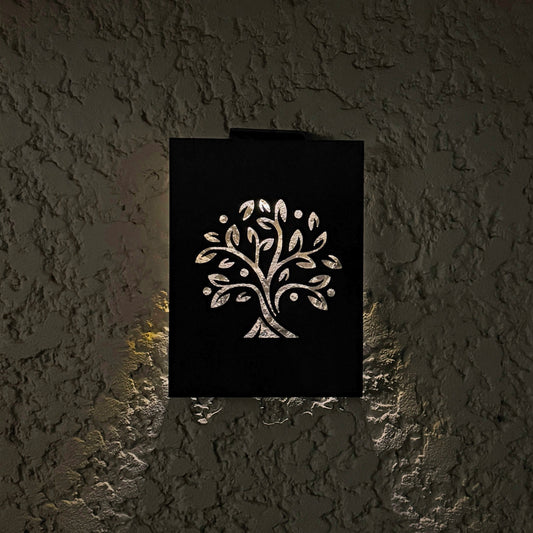 Árbol de la vida con luz solar