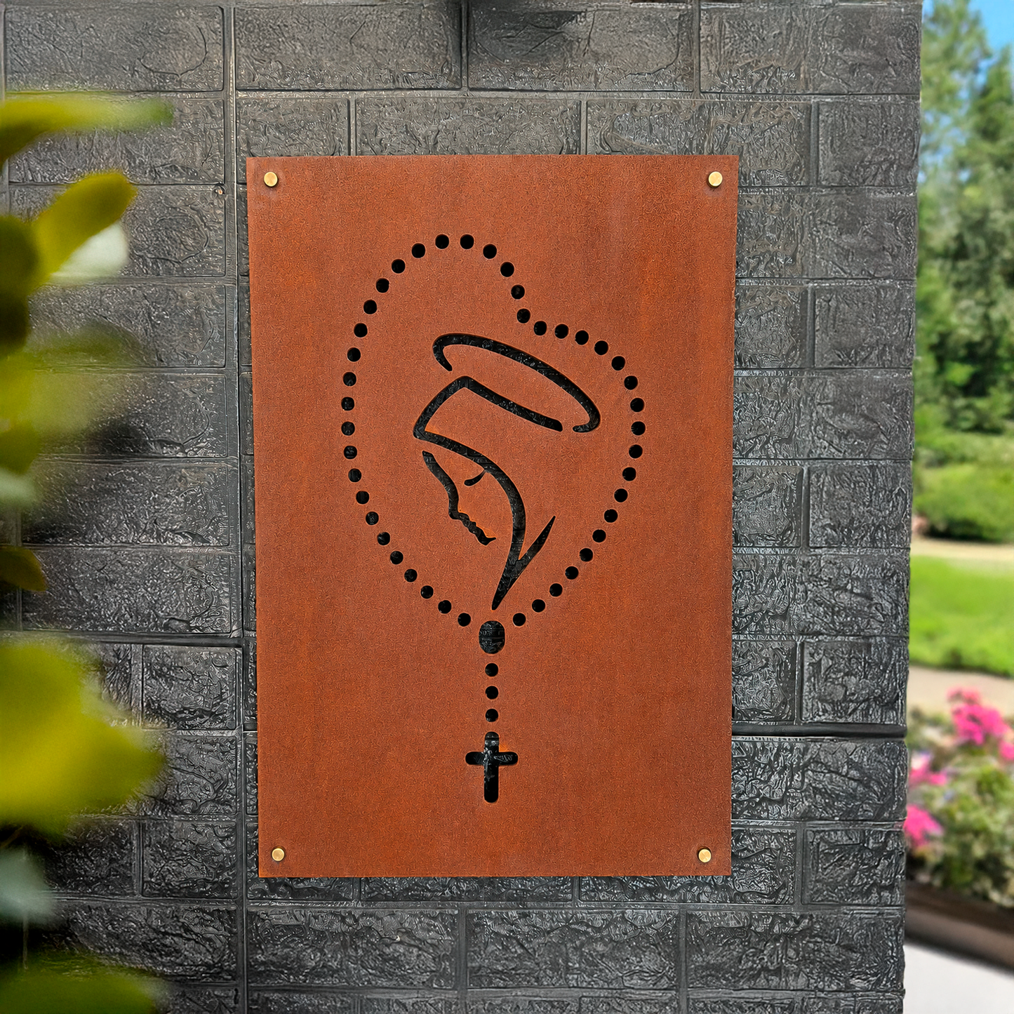 Virgen del Rosario en Acero Corten